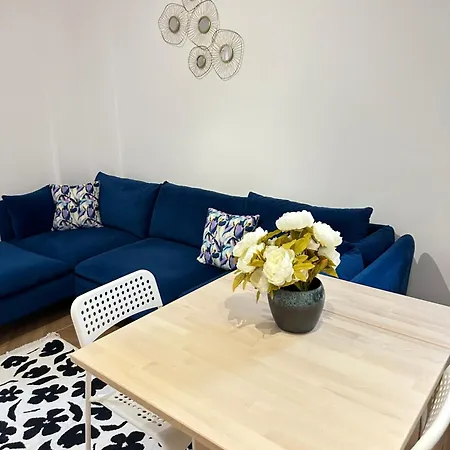 Apartment H Like *